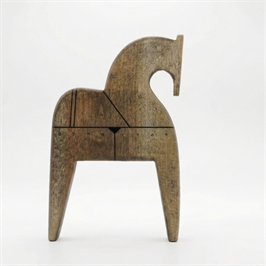 {{productViewItem.photos[photoViewList.activeNavIndex].Alt || productViewItem.photos[photoViewList.activeNavIndex].Description || 'Конь из берёзы'}}