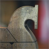 Конь из берёзы 200