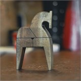 Конь из берёзы 200